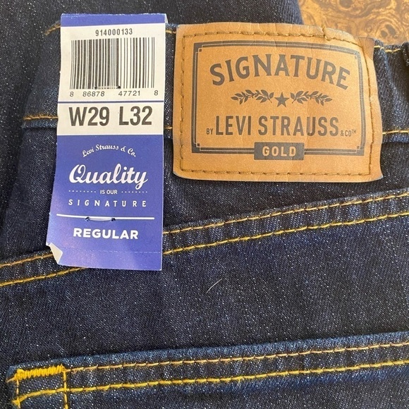 SIGNATURE New 29 x 32 By Levis Regular Flex Jeans - Picture 4 of 5